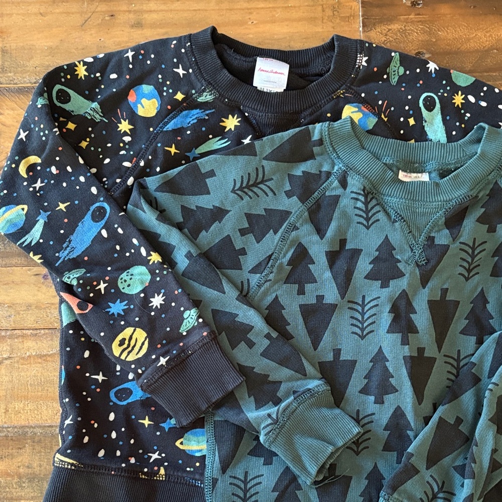Lot of 2 Hanna Andersson sweatshirts - forest green trees & black space planets